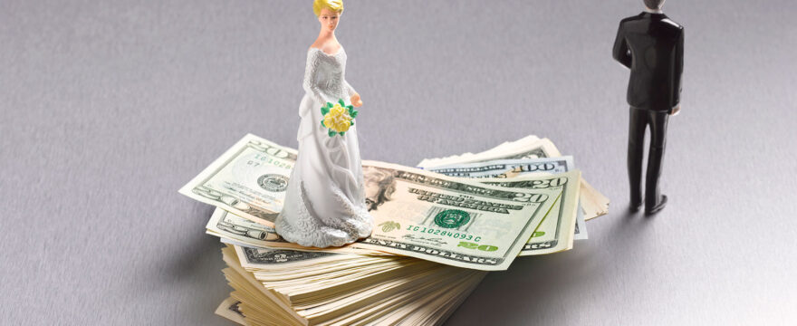 Calculating Alimony Payouts Using Salary Multipliers